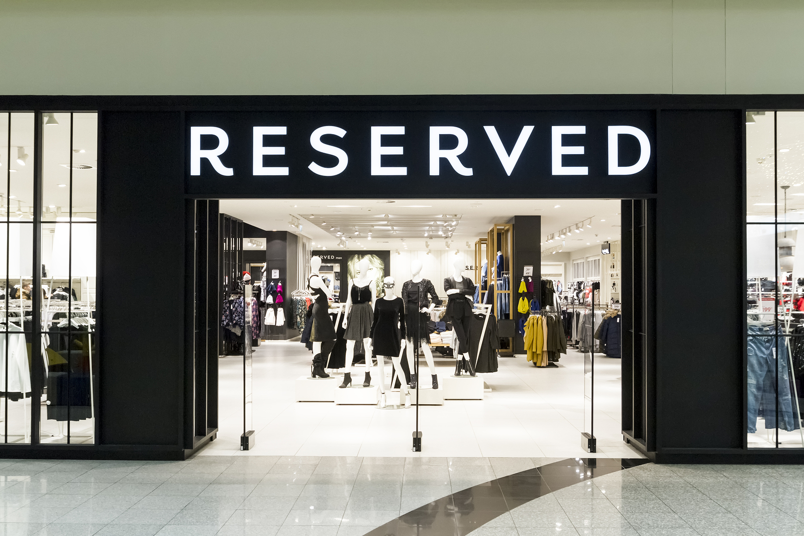 Recenzja Reserved : Dogłębne spojrzenie na ich najnowszą kolekcję